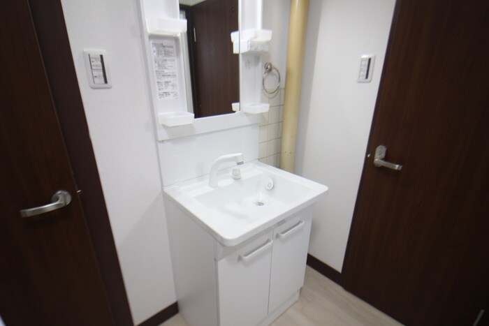 物件内観写真21　(洗面)