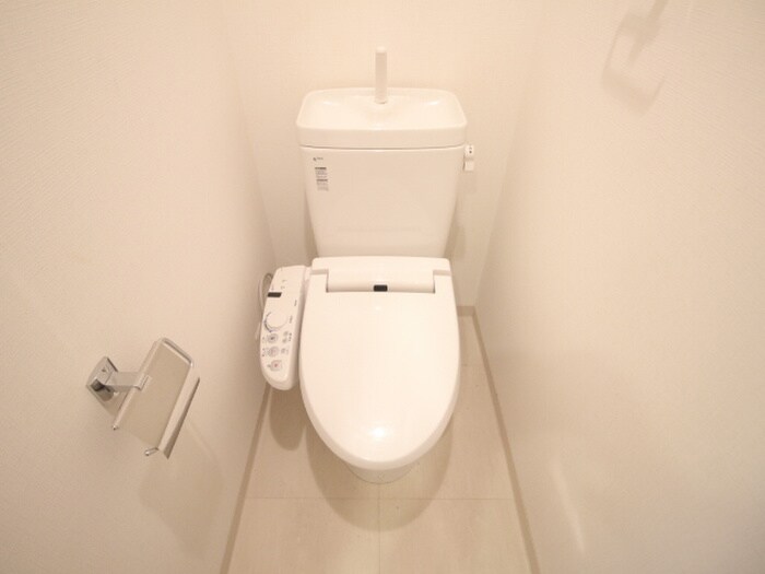 物件内観写真12　(トイレ)