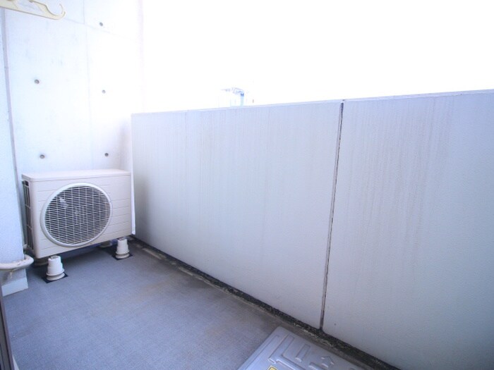 物件内観写真16　(ベランダ・バルコニー)