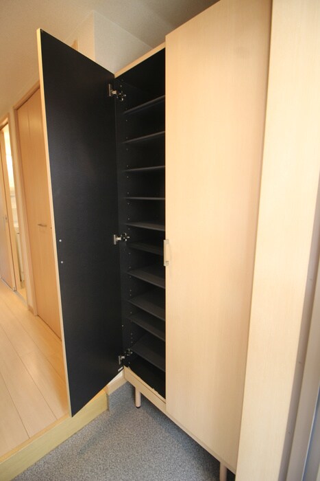 物件内観写真16　(靴箱)