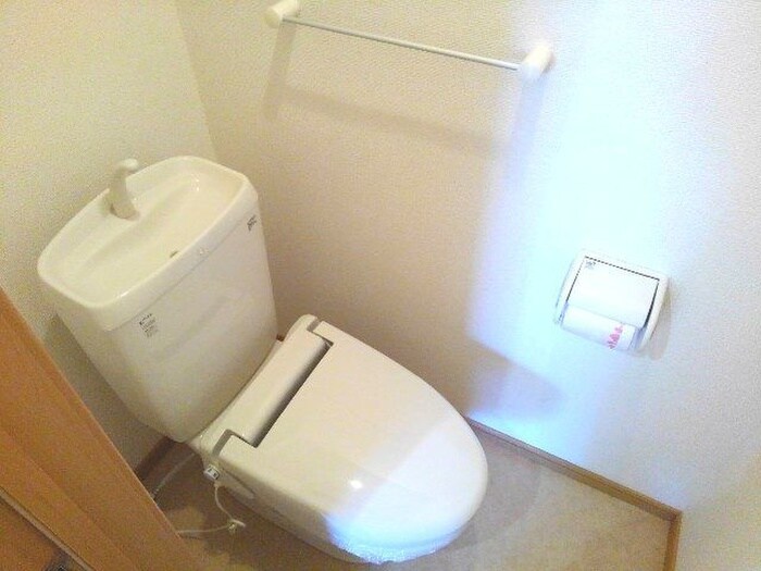 物件内観写真11　(トイレ)