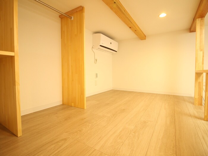 物件内観写真12　(ロフト)