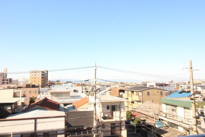 物件内観写真18　(室内からの展望)