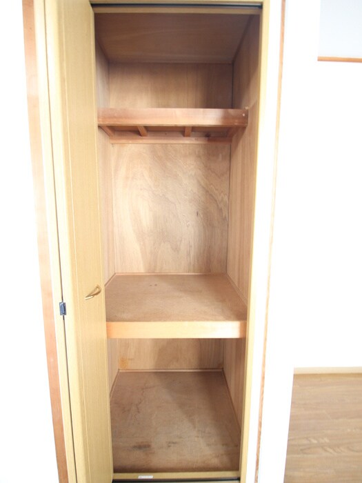 物件内観写真14　(収納)