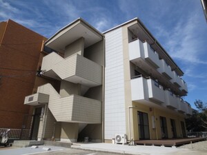 ルナールピナス外観写真