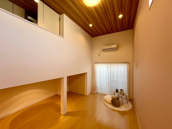 物件内観写真9　(居室)