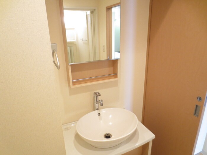 物件内観写真11　(洗面)