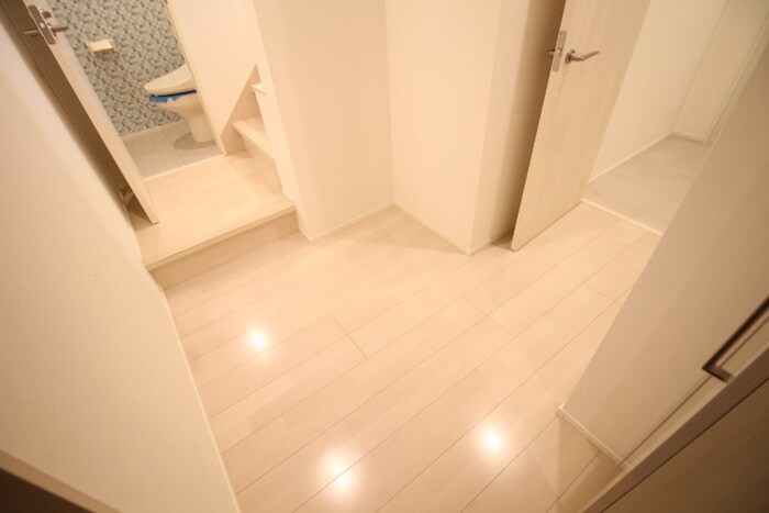 物件内観写真7　(廊下)