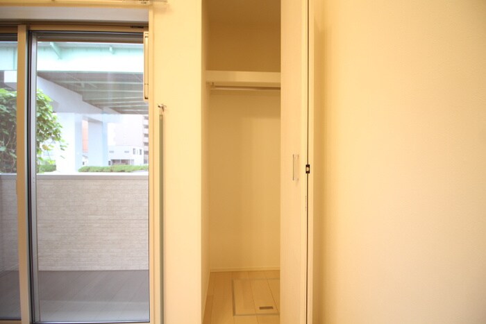 物件内観写真15　(収納)