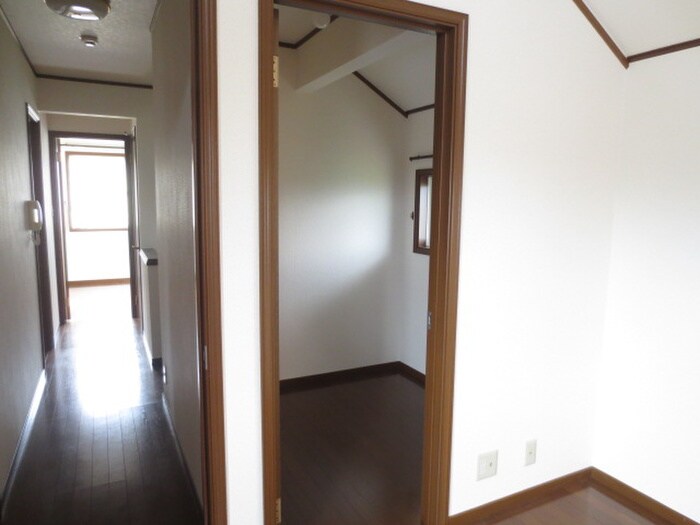 物件内観写真15　(収納)