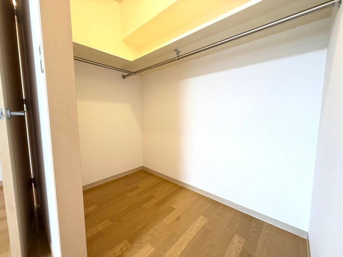 物件内観写真15　(収納)