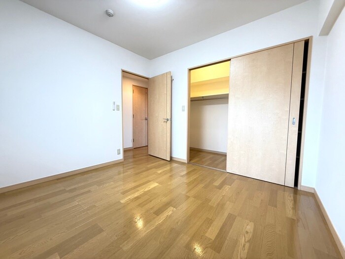 物件内観写真16　(居室)