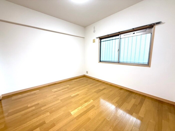 物件内観写真17　(居室)