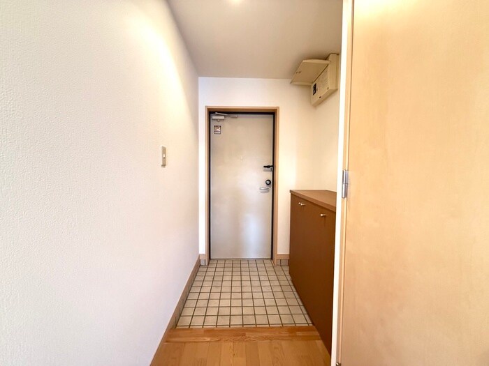 物件内観写真20　(玄関)