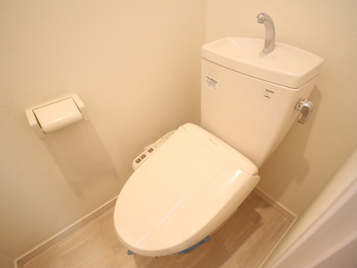 物件内観写真11　(トイレ)