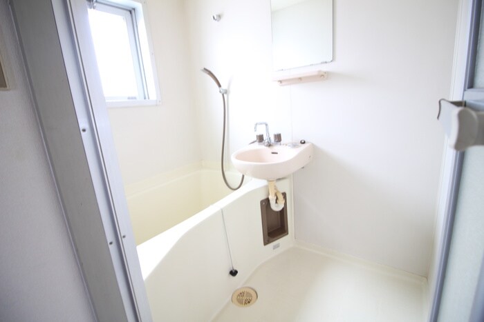 物件内観写真11　(バス／シャワールーム等)