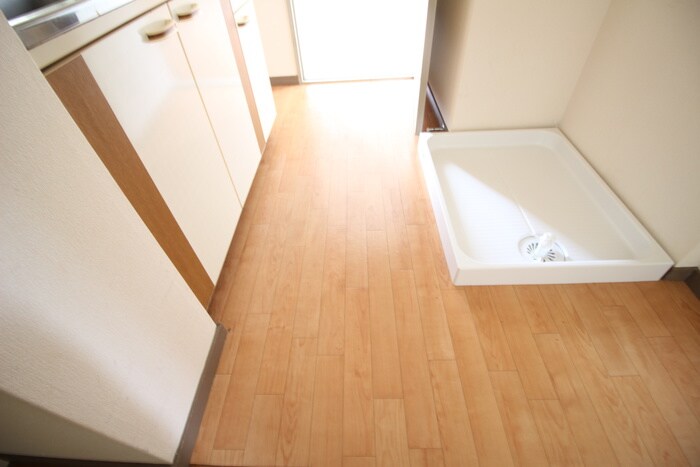 物件内観写真14　(廊下)