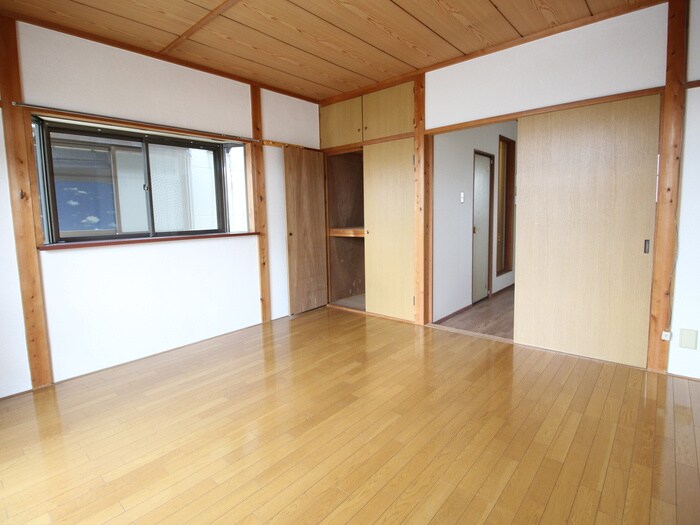 物件内観写真10　(居室)