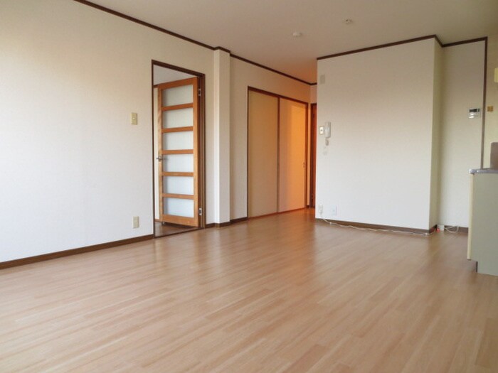 物件内観写真8　(居室)