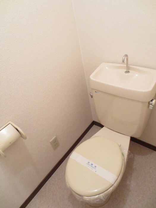 物件内観写真11　(トイレ)