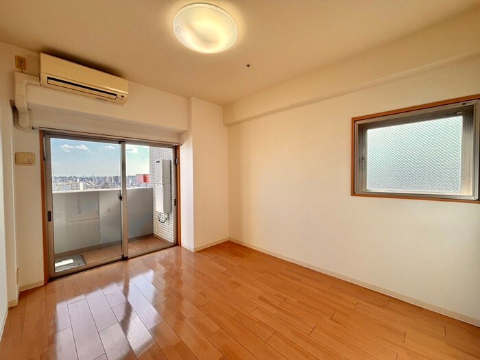 物件内観写真6　(居室)