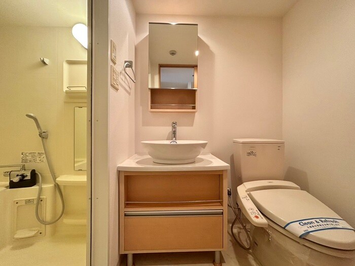 物件内観写真9　(洗面)