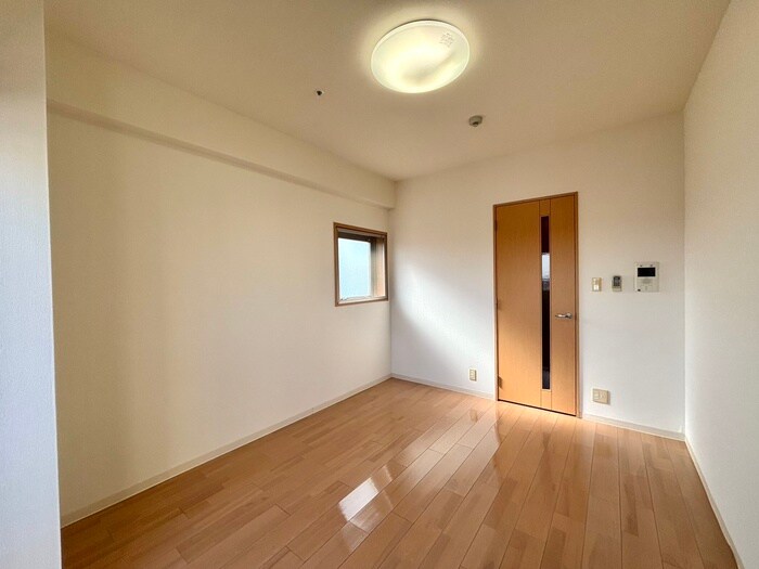 物件内観写真12　(居室)