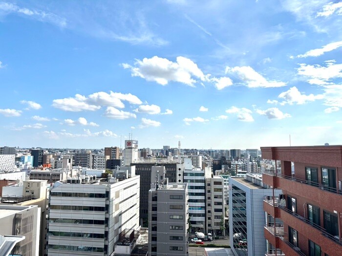 物件内観写真14　(室内からの展望)