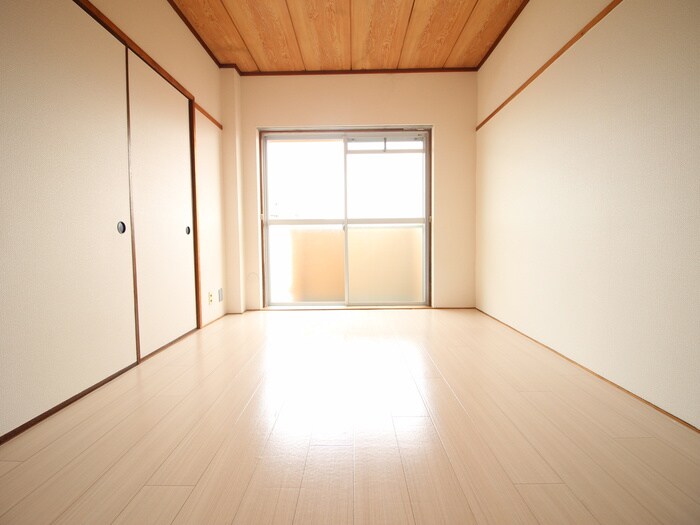 物件内観写真12　(居室)