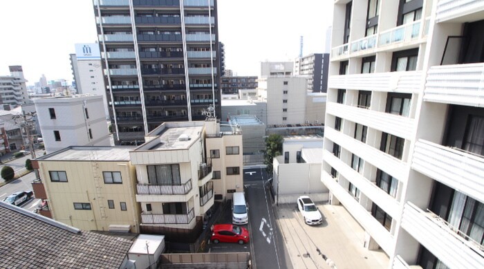 物件内観写真21　(室内からの展望)