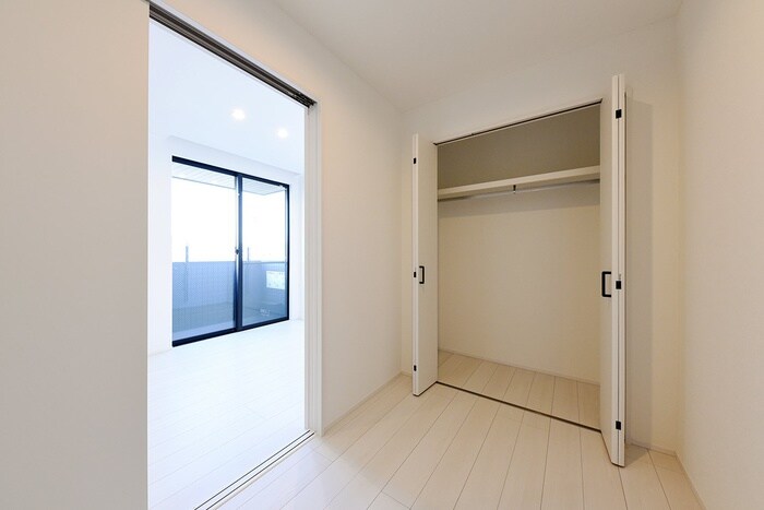 物件内観写真8　(収納)