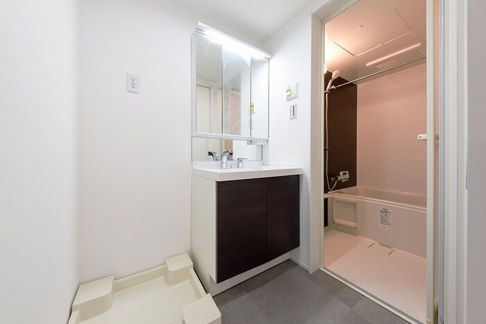 物件内観写真11　(洗面)