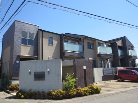 メッセージ外観写真