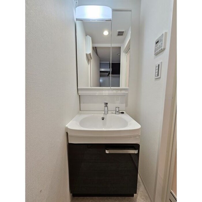 物件内観写真10　(洗面)