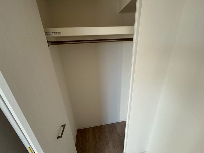 物件内観写真12　(収納)
