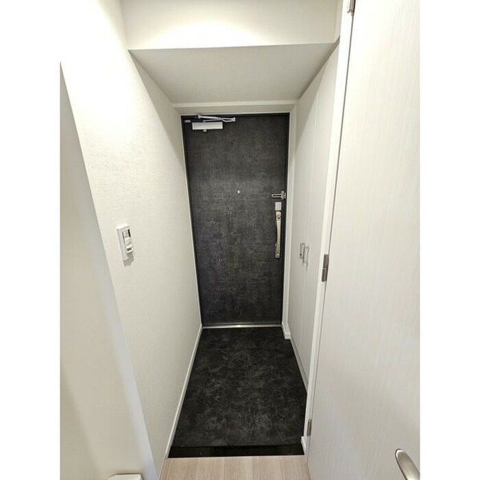 物件内観写真14　(玄関)