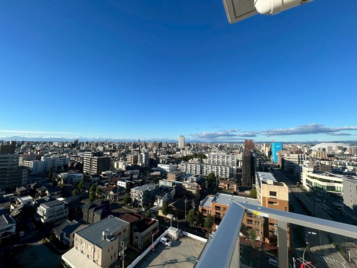 物件内観写真16　(室内からの展望)