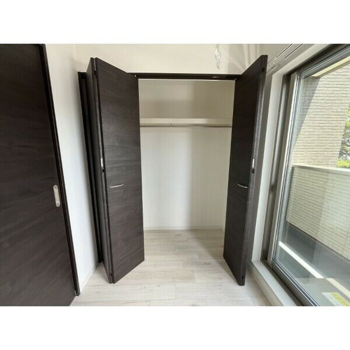 物件内観写真13　(収納)