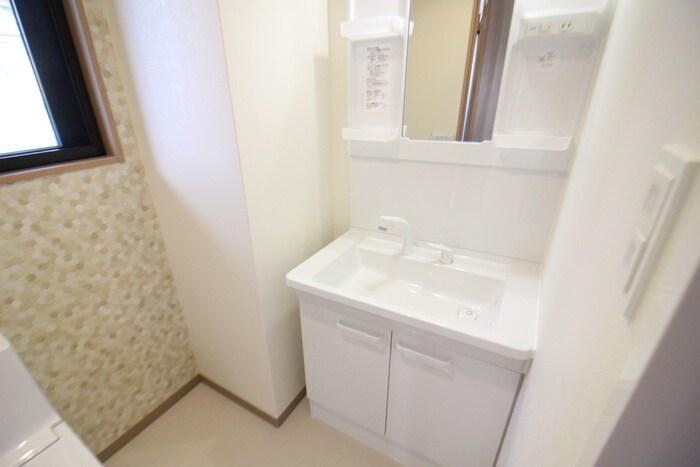 物件内観写真13　(洗面)