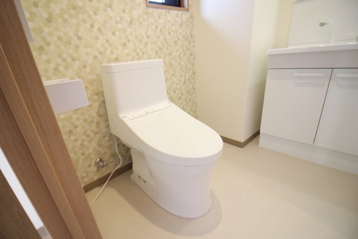 物件内観写真16　(トイレ)