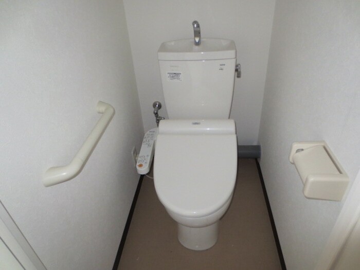物件内観写真7　(トイレ)