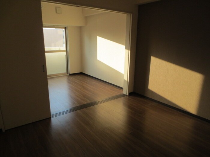 物件内観写真11　(居室)