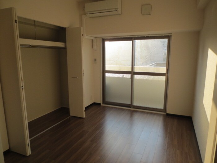 物件内観写真12　(居室)