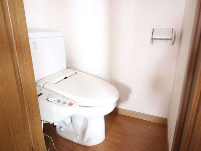 物件内観写真11　(トイレ)