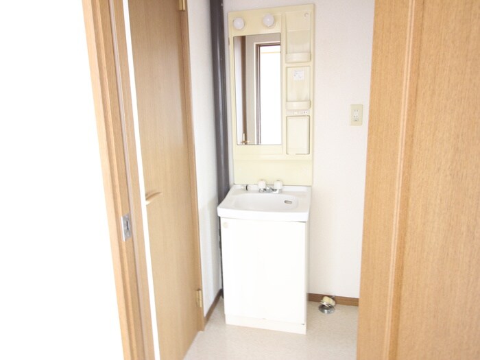 物件内観写真12　(洗面)