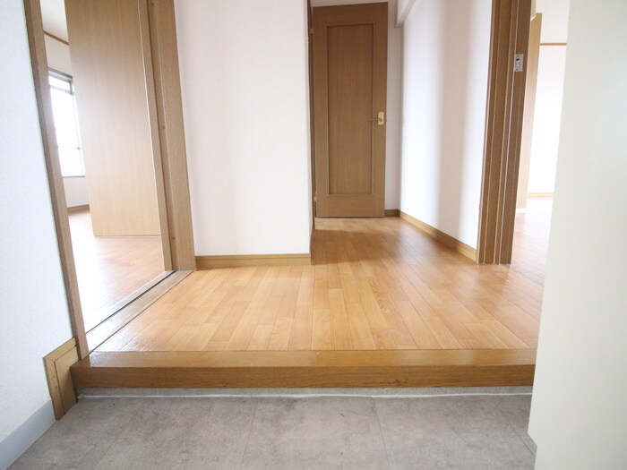 物件内観写真19　(廊下)