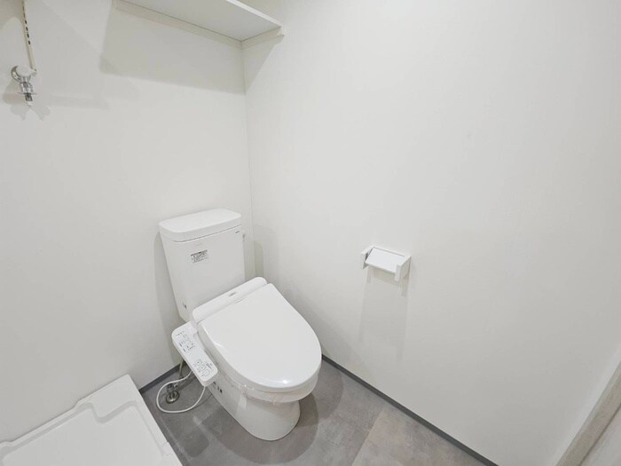 物件内観写真9　(トイレ)