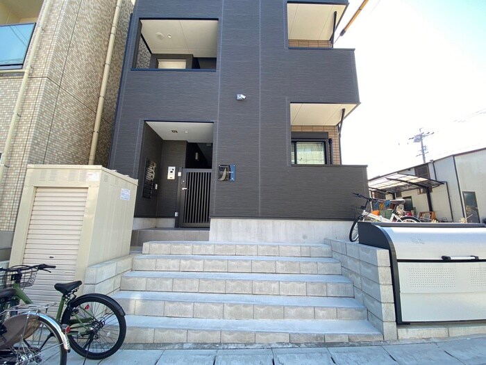 物件外観写真6　(外観写真)