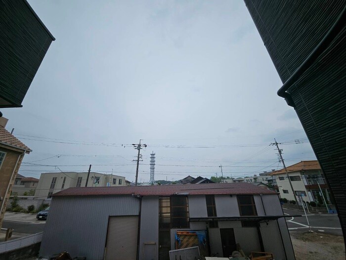 物件内観写真14　(室内からの展望)