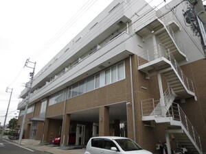 マキビル外観写真
